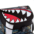 Ars Una, Kompakt Easy Flying Shark mágneszáras, ergonómikus iskolatáska, fekete-kék Ars Una, Kompakt Easy Flying Shark mágneszáras, ergonómikus iskolatáska, fekete-kék