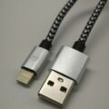 Daewoo USB kábel, 1 méter, Iphone, fekete-fehér