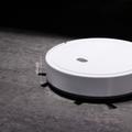 Smart robotporszívó, padlótisztító készülék kiegészítőkkel, fehér Smart robotporszívó, padlótisztító készülék kiegészítőkkel, fehér