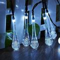 Napelemes hidegfehér LED fényfüzér vízcsepp formákkal, 8 program, 30 LED, 4.5 méter Napelemes hidegfehér LED fényfüzér vízcsepp formákkal, 8 program, 30 LED, 4.5 méter