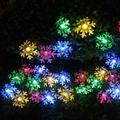 Napelemes színes LED fényfüzér hópehely formákkal, 8 program, 30 LED, 6,5 méter Napelemes színes LED fényfüzér hópehely formákkal, 8 program, 30 LED, 6,5 méter