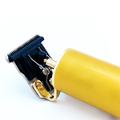Fém markolatú akkumulátoros precíziós hajnyíró és trimmelő készülék cserélhető fejekkel Fém markolatú akkumulátoros precíziós hajnyíró és trimmelő készülék cserélhető fejekkel