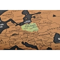 Lekaparható világtérkép, zászlókkal, kiegészítőkkel, falra rögzíthető, 82×59 cm méretben 
