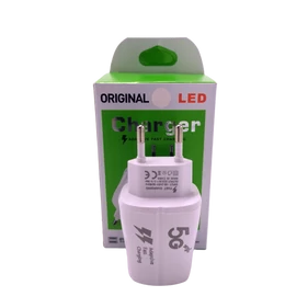 Gyorstöltő hálózati adapter, 3.1A töltőáram, 2 db USB csatlakozó, fehér