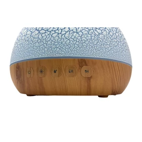Bluetooth aromapárásító, illatosító, 7 szín, távirányítható, világos színben