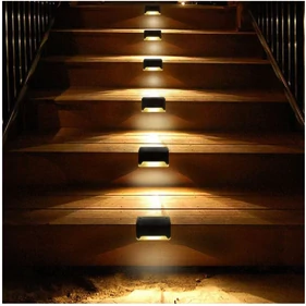 Napelemes LED kültéri falilámpa - lépcsőlámpa, fényérzékelős, modern dizájn, energiatakarékos, IP44