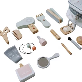 17 az 1-ben kozmetikai készlet, hajszárítóval, fésűvel, rúzzsal, tükörrel és szemhéjpúder palettával 