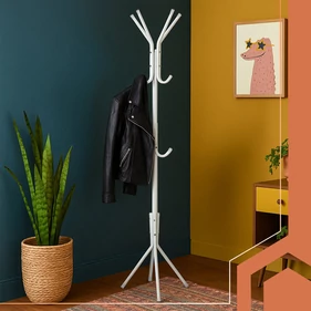 Magas álló beltéri ruhafogas ruhákhoz, kabátokhoz, fém talapzattal, 3 szintű akasztó sorral, 12 kampóval, fehér 