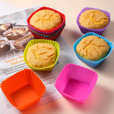 12 részes színes szilikon muffin sütőforma - szögletes