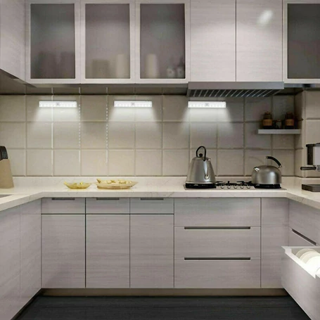 Állítható színhőmérsékletű akkus mozgásérzékelős LED világítás szekrényebe, lépcsőhöz