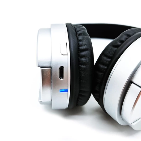 Daewoo vezeték nélküli, bluetooth fejhallgató DI-2208BK, fekete-fehér