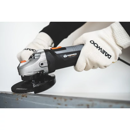 Daewoo sarokcsiszoló 125mm tárcsákhoz, 900W teljesítménnyel, DAAG125-90Y