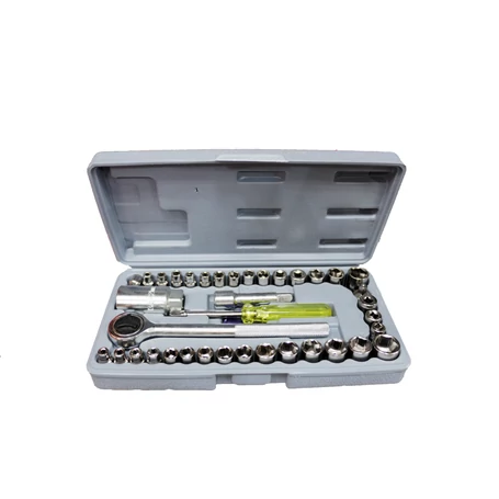 AIWA 40 részes racsnis dugókulcs készlet kiegészítőkkel, műanyag dobozban