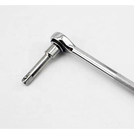 AIWA 40 részes racsnis dugókulcs készlet kiegészítőkkel, műanyag dobozban