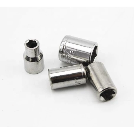 AIWA 40 részes racsnis dugókulcs készlet kiegészítőkkel, műanyag dobozban