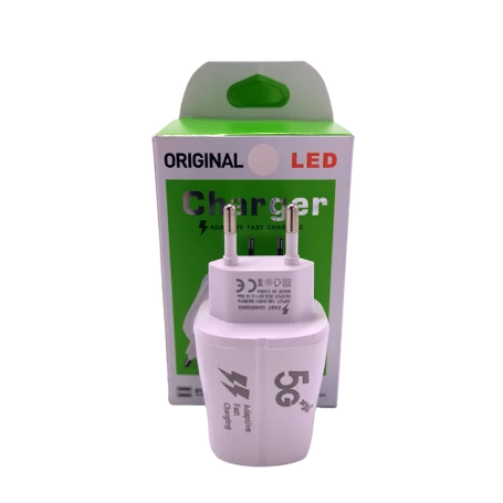 Gyorstöltő hálózati adapter, 3.1A töltőáram, 2 db USB csatlakozó, fehér