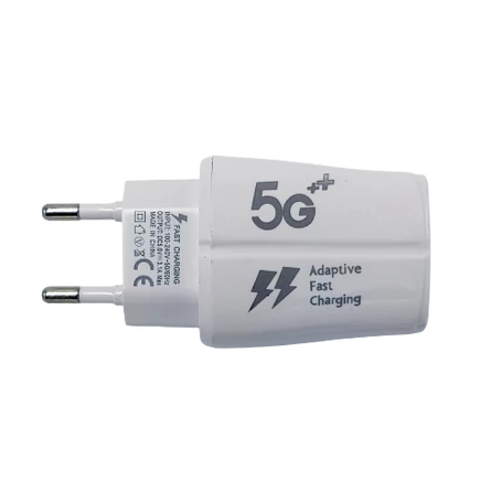 Gyorstöltő hálózati adapter, 3.1A töltőáram, 2 db USB csatlakozó, fehér