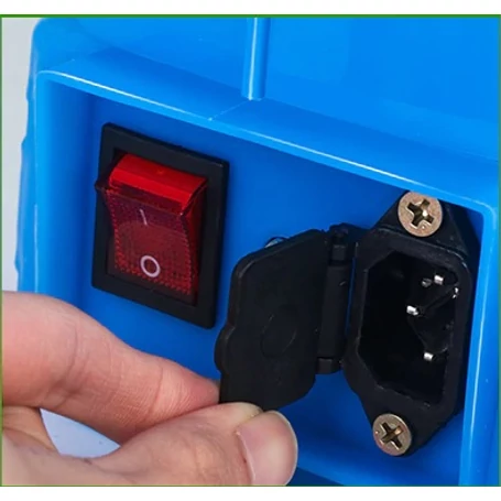 Elite® akkus háti permetező 16L, 3 különböző fejjel