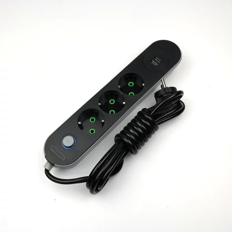 Kapcsolós hálózati elosztó 2db USB csatlakozóval és 3 db aljzattal, 1.8m vezetékkel