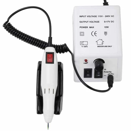 Szabályozható fordulatszámú manikűr és pedikűr szett csiszolófejekkel