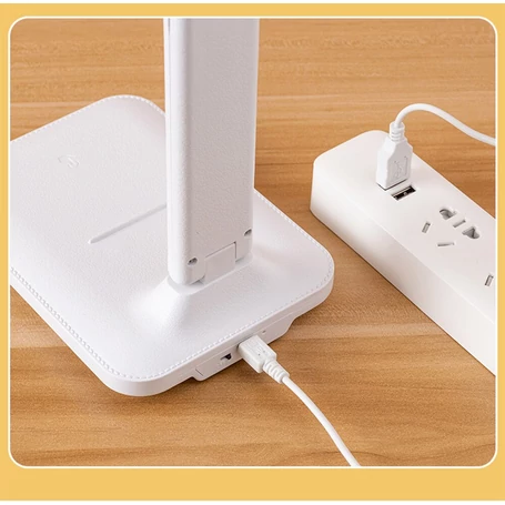 Állítható színhőmérsékletű és fényerejű asztali LED lámpa telefontartóval, 5W