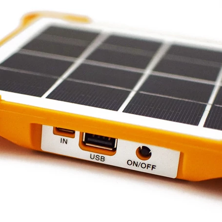 Hordozható napelemes töltő, PowerBank beépített LED lámpával, 4500 mAh