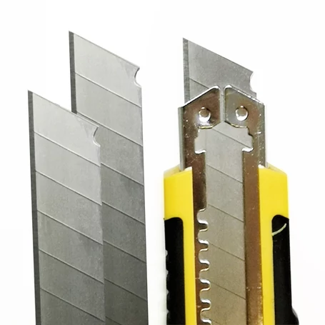 Tapétavágó, szike, sniccer készlet 3 pengével, csúszásbiztos markolattal