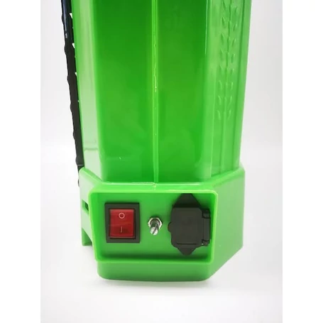 Verk 12 literes akkumulátoros háti permetező, 3 különböző fejjel