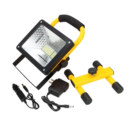 Csepp- és porálló hordozható akkumulátoros LED reflektor, 50W