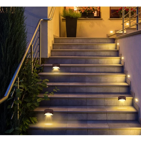 Napelemes LED kültéri falilámpa - lépcsőlámpa, fényérzékelős, modern dizájn, energiatakarékos, IP44