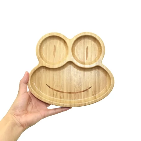 Elite Home® béka formájú bambusz tányér tapadókorongos talppal, gyermek étkezőkészlet szilikon fejű kanállal és villával, 3 db-os szett