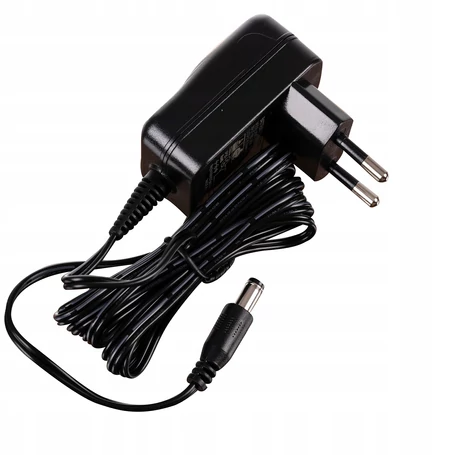 Trizand elektronikus darts tábla, 243 játékmóddal, LCD kijelzővel és automatikus pontszámlálóval, 6 nyíllal és hálózati adapterrel 