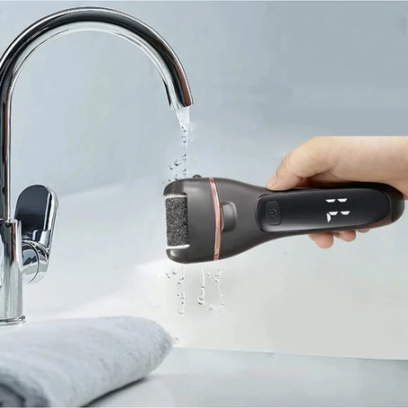 Elektromos talp és sarokreszelő, állítható sebességgel, 3 féle csiszolófejjel, kiegészítőkkel