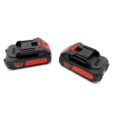 Akkumulátoros magasnyomású mosó, vezeték nélküli működés, 2 db 88V akkuval, 3 féle szórófejjel