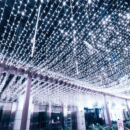 Napelemes, 400 ledes kültéri fényfüzér, 50 méter, hidegfehér