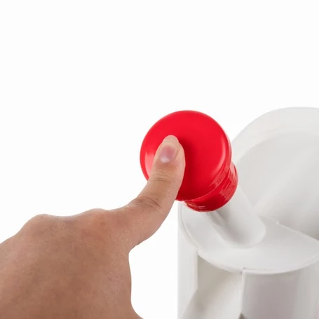 Kézi rugós cseresznye és meggymagozó magtartállyal, csúszásmentes talppal, gyors és hatékony mechanikával