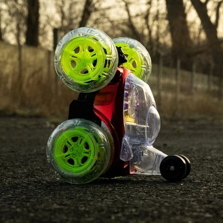 Távirányítós, akrobata autó 