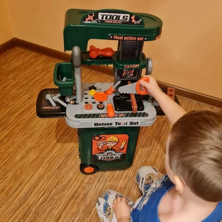 Komplett játékműhely készlet gurulós kofferrel, szerszámokkal,  3-7 éves korig
