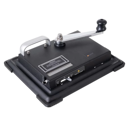 Dugattyús, kézi cigarettatöltő és cigarettasodró készülék, háromféle hüvelyhez, fekete